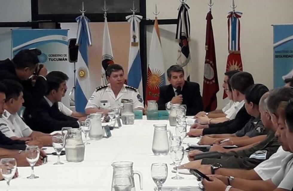 Las autoridades policiales del NOA lanzan rigurosos controles de seguridad por el coronavirus