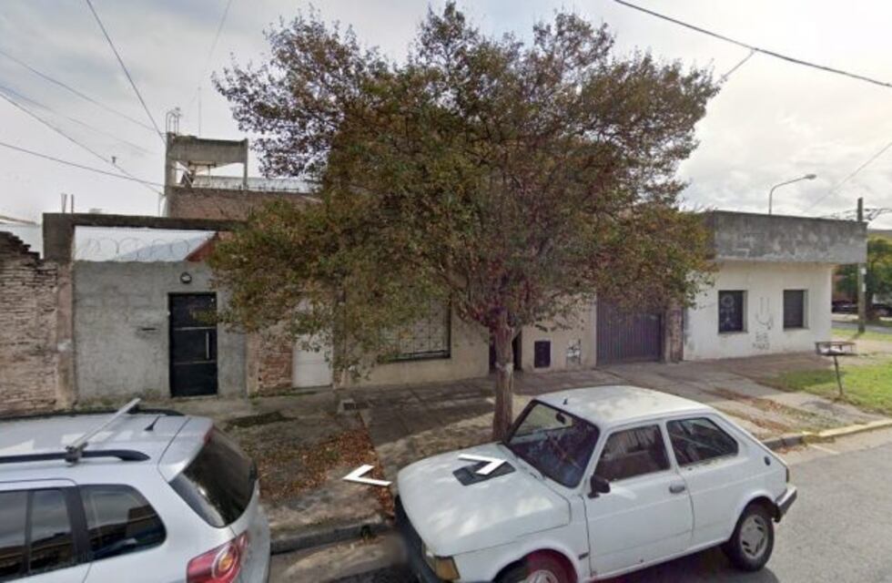 Lomas del Mirador: la apuñalaron para robarle, pero lo persiguió y descubrió que era su vecino