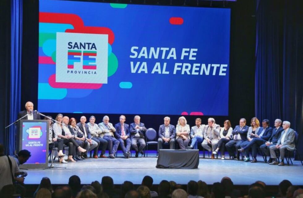 Lifschitz convocó a un plebiscito para la reforma constitucional