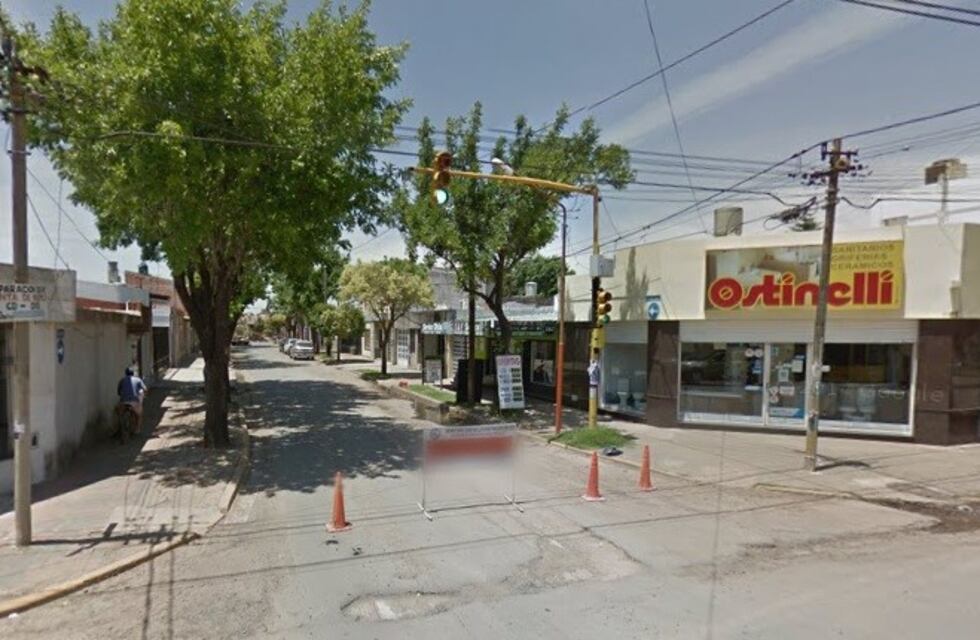 Un menor fue detenido tras intentar robarle la moto a una mujer