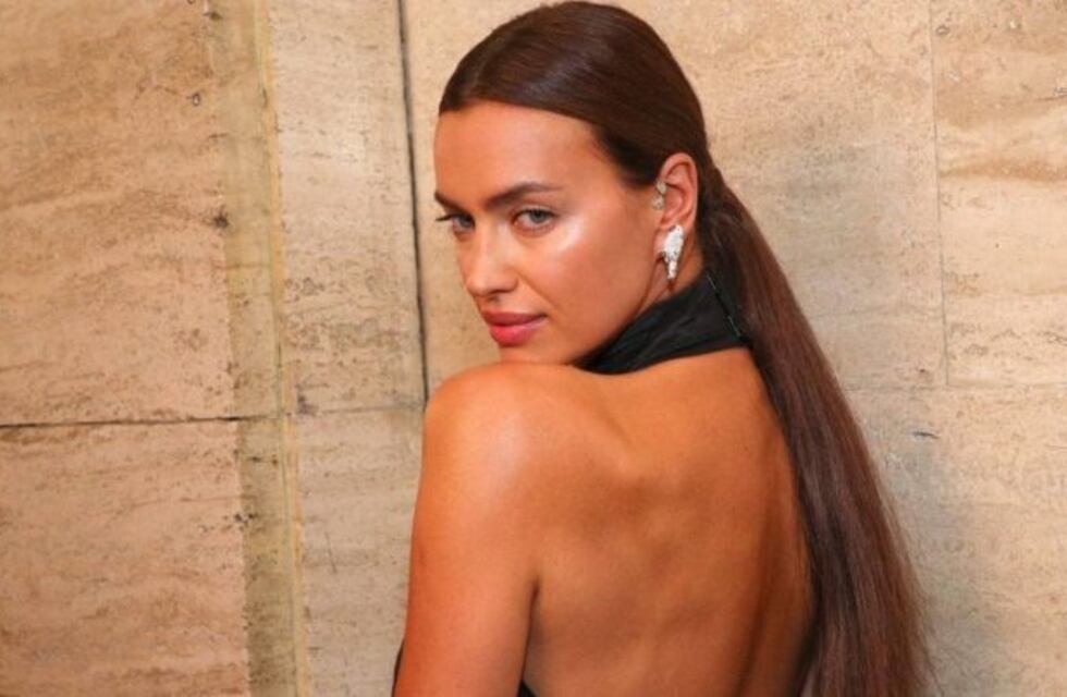 Irina Shayk posó con lencería "invisible" en una nueva campaña publicitaria