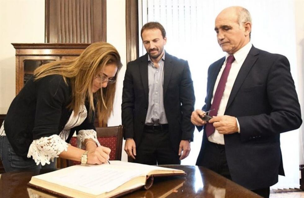 Quién es María Fernanda Inza, la contadora que echó María Eugenia Vidal