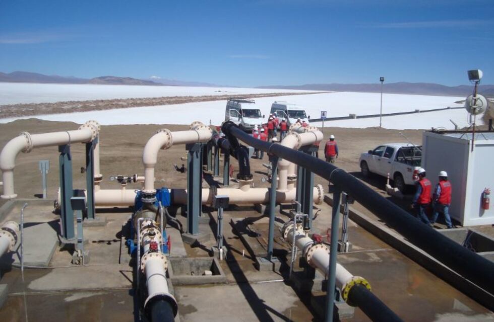 Minera que extrae litio declara 58 trabajadores con Covid-19