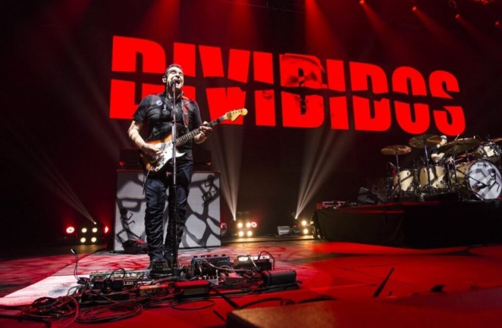 Haciendo Cosas Raras, de Divididos, se presenta para fans en Espacio Quality