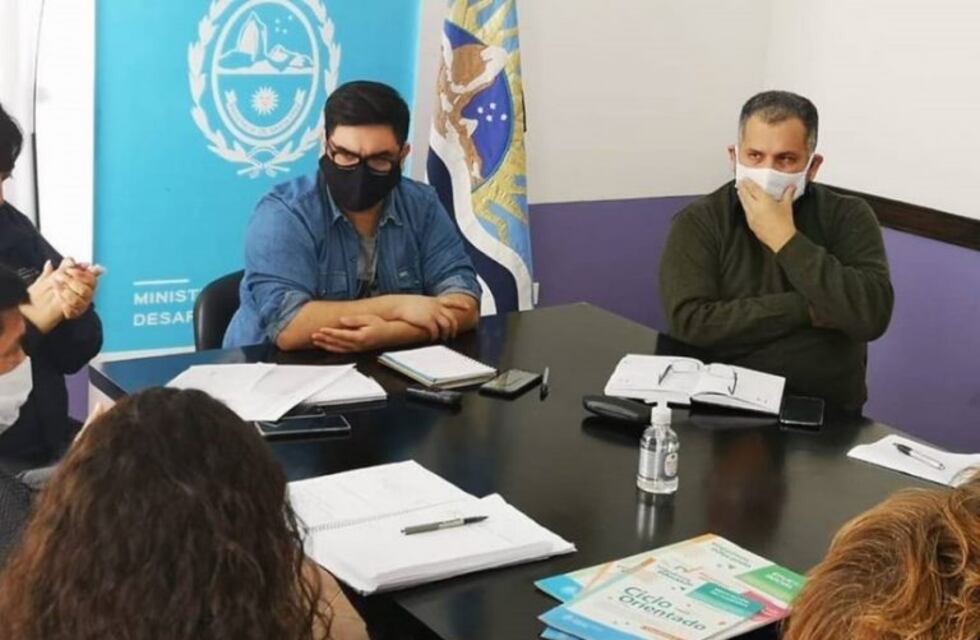 Provincia trabaja en barrios de Caleta Olivia