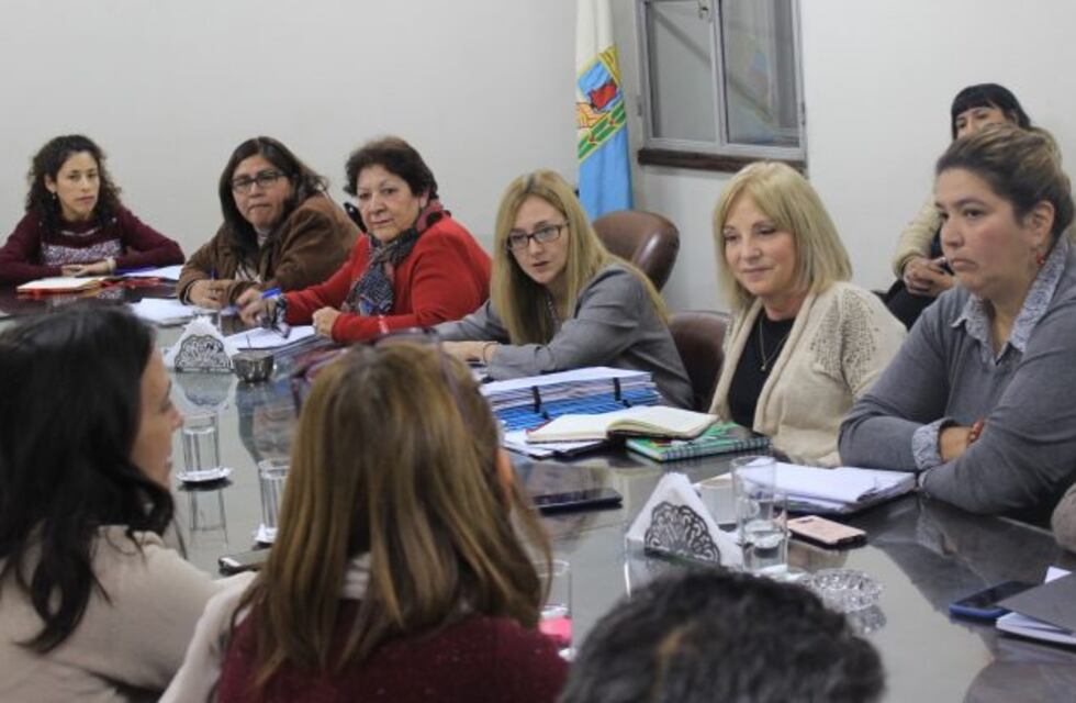 Legisladores bregan por la erradicación de la violencia hacia las mujeres