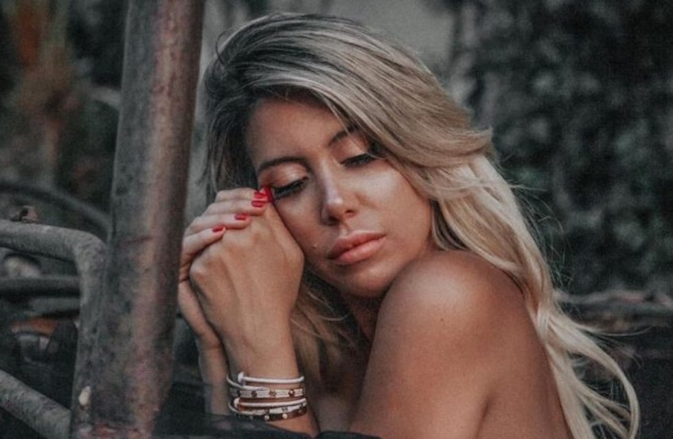 La foto de Wanda Nara con una camisa mojada que revolucionó Instagram
