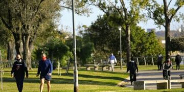 Sábado caluroso y promesa de mayor temperatura para los próximos días (SMN)