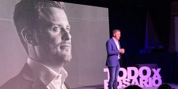 El acto se llevó a cabo en Metropolitano\u002E (@anitalmartinez)