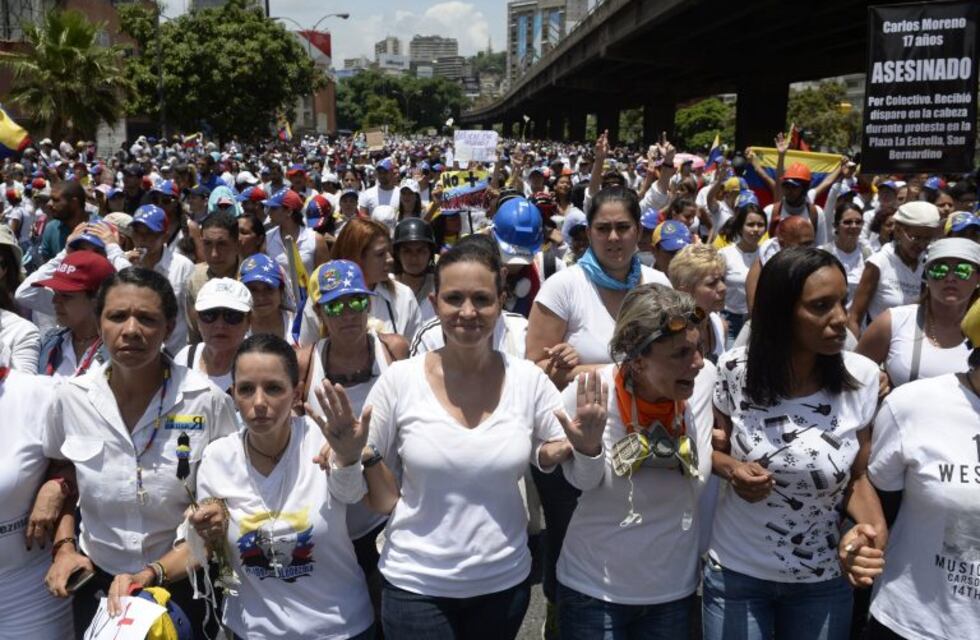 Miles de mujeres marcharon contra la represión en Venezuela