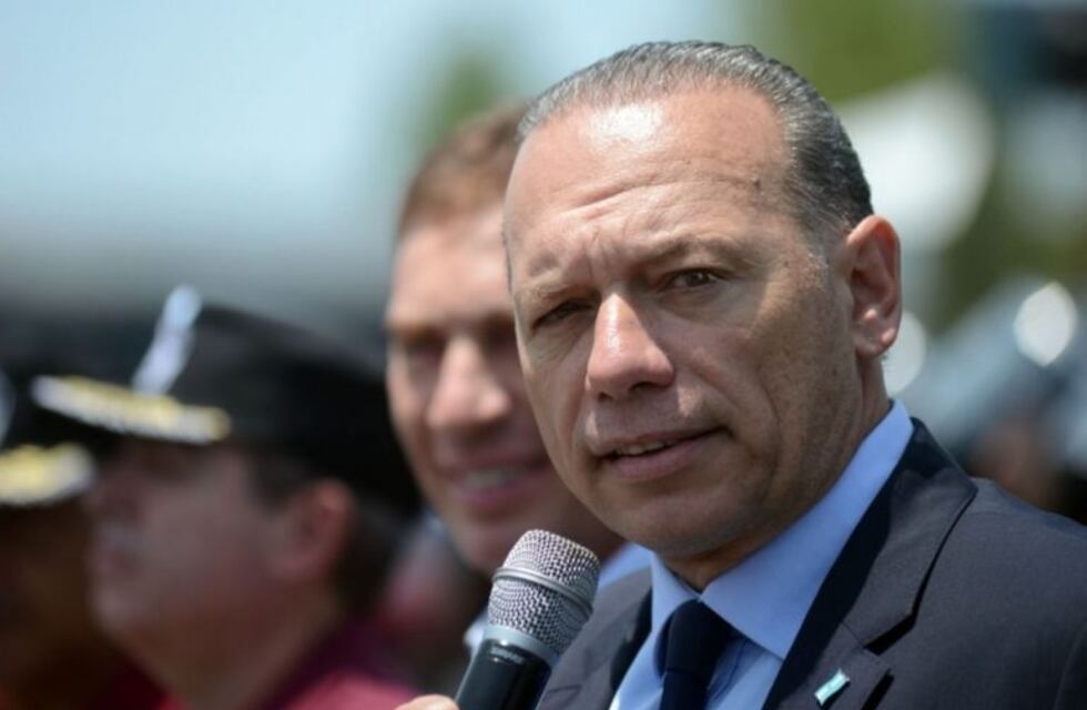 Sergio Berni se aisló luego de que un colaborador cercano diera positivo de coronavirus