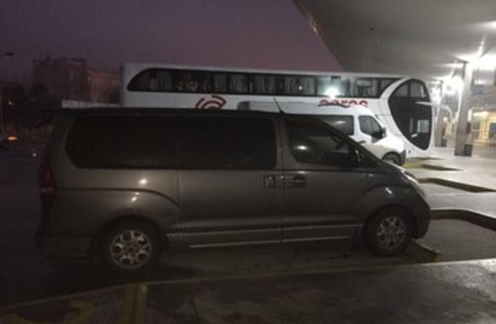 Una combi no logró completar su viaje Bahía Blanca - Mar del Plata: conductores infraccionados