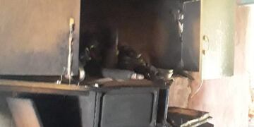 Alta Gracia: un cortocircuito provocó un incendio en una vivienda