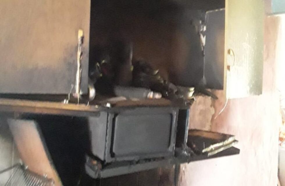 Alta Gracia: un cortocircuito provocó un incendio en una vivienda