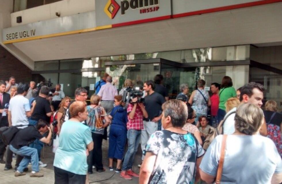 Ordenaron a Pami darle una medicamento, pero murió esperándolo