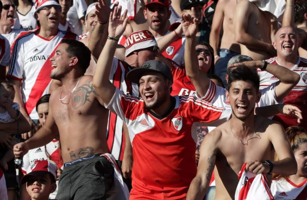 Un hincha de River se tatuó un código QR con los goles de la final ante Boca pero borraron el video