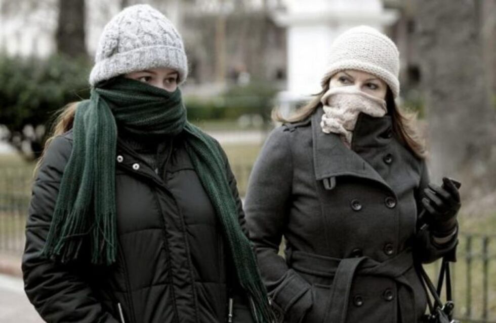 El inicio de semana estará helado en Santiago