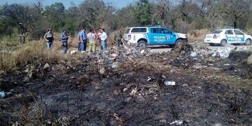 La niña fue hallada en un basural con un fuerte golpe en la cabeza\u002E