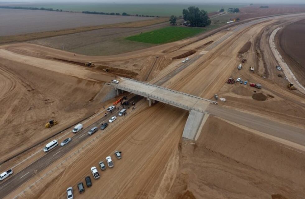 Schiaretti habilitó 4 kilómetros más de la autovía Ruta 19