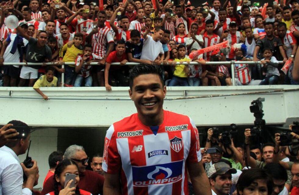 ¿El peor penal del año? Mirá el grosero error de Teo Gutiérrez