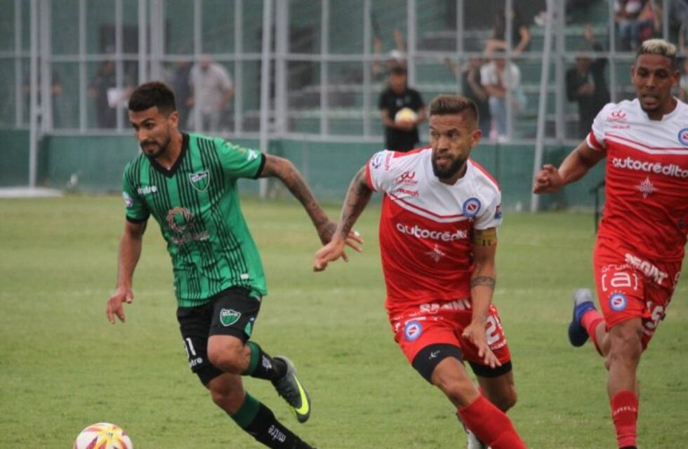 Argentinos Jrs. le ganó a San Martín (SJ) en el Hilario Sánchez