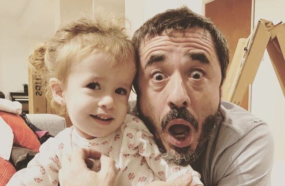 Las 53 imágenes de su vida que eligió Pablo Granados para festejar el cumple