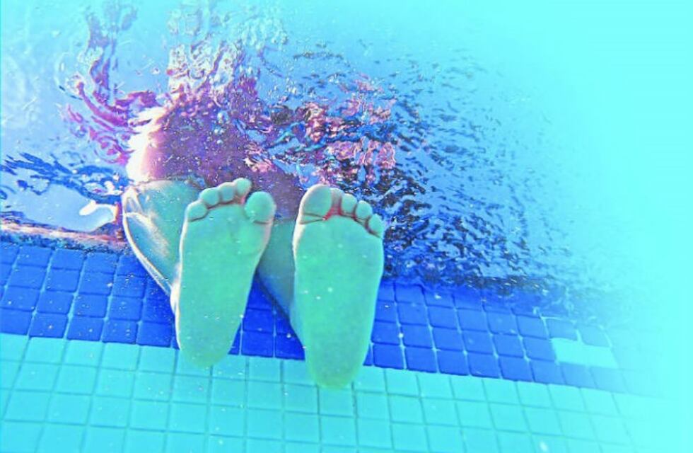 Rescataron a dos nenes que estaban por morir ahogados