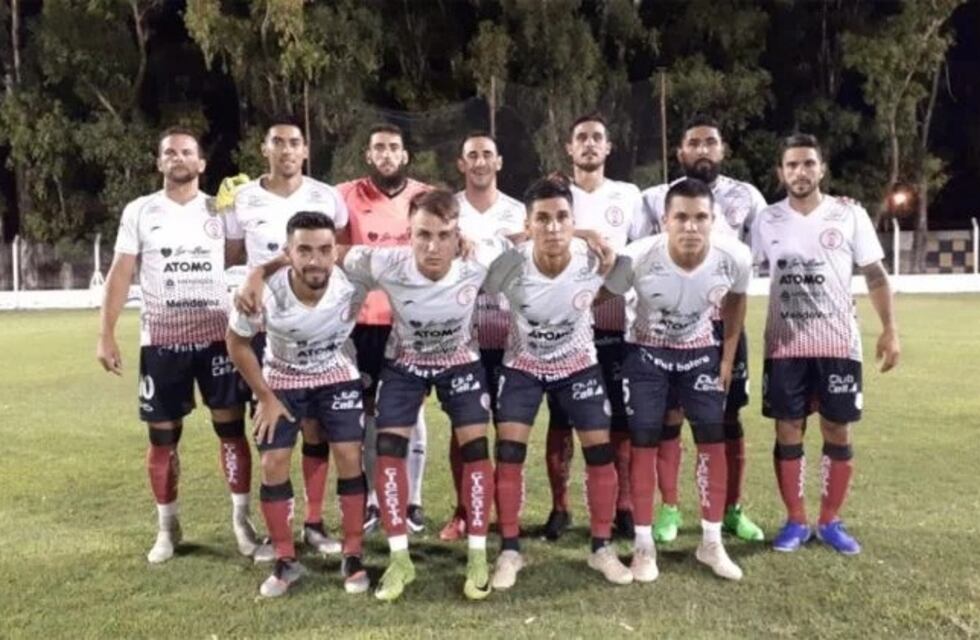 Leonel Ceresole fue titular en la derrota de Huracán Las Heras