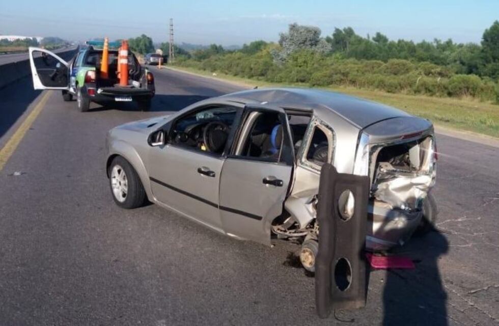 La directora de tránsito de Zárate chocó con su auto y dio positivo en el test de alcoholemia