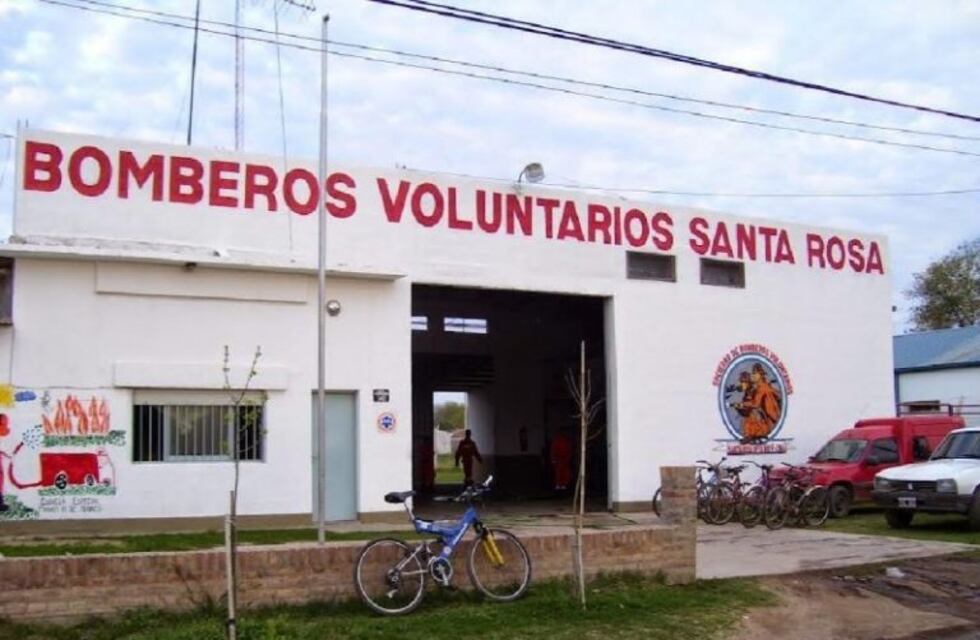 En Villa Santa Rosa renunciaron 16 bomberos por problemas con la comisión directiva