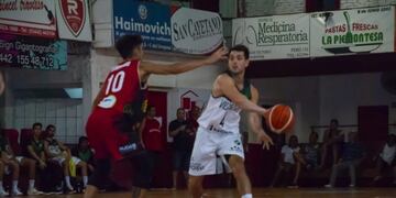 Villa Mitre enfrentó a Rocamora