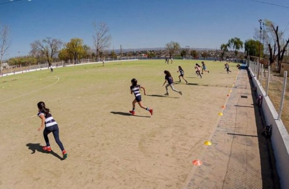 Clubes deportivos de Carlos Paz recibirán una ayuda económica por parte del Gobierno de la Ciudad