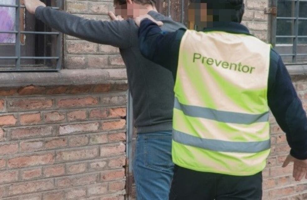 Intentó huir tras atropellar a un peatón en la Costanera