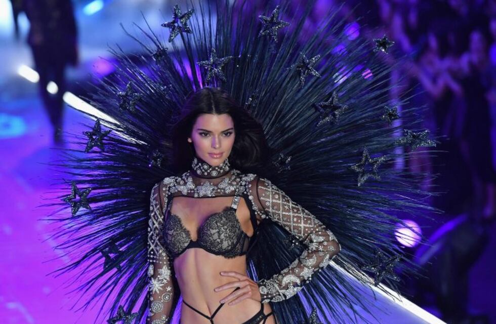 Casi al desnudo: Kendall Jenner y las hermanas Hadid en el New York Fashion Week