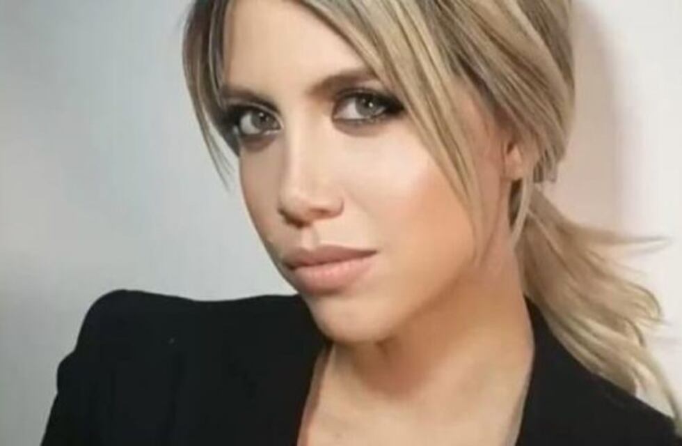 Las picantes frases con las que Wanda Nara acompañó sus fotos