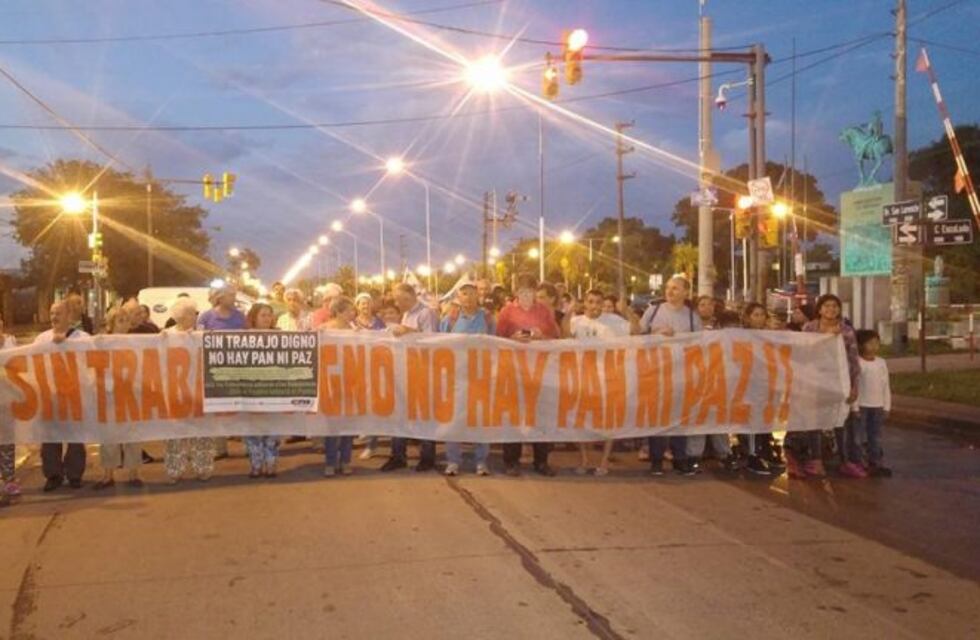Capitán Bermúdez se moviliza por trabajo digno para que haya paz