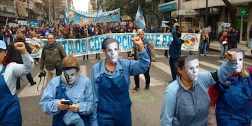 La marcha de Luz y Fuerza\u002E