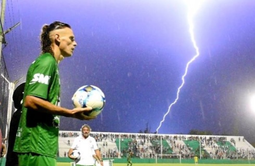 ¡Impactante imagen en la cancha de Desamparados!
