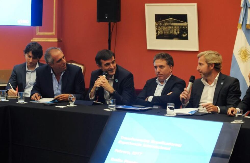 El Gobierno y las provincias comenzaron a discutir un nuevo proyecto de coparticipación