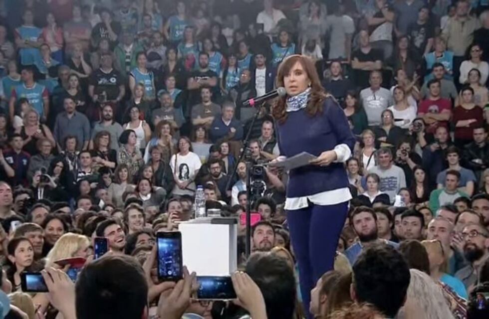 Cristina Kirchner: "Ganamos en agosto y podemos ganar en octubre pero sin exitismo"