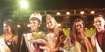 Garuhapé: reyes de la estudiantina provincial\u002E (Stop)