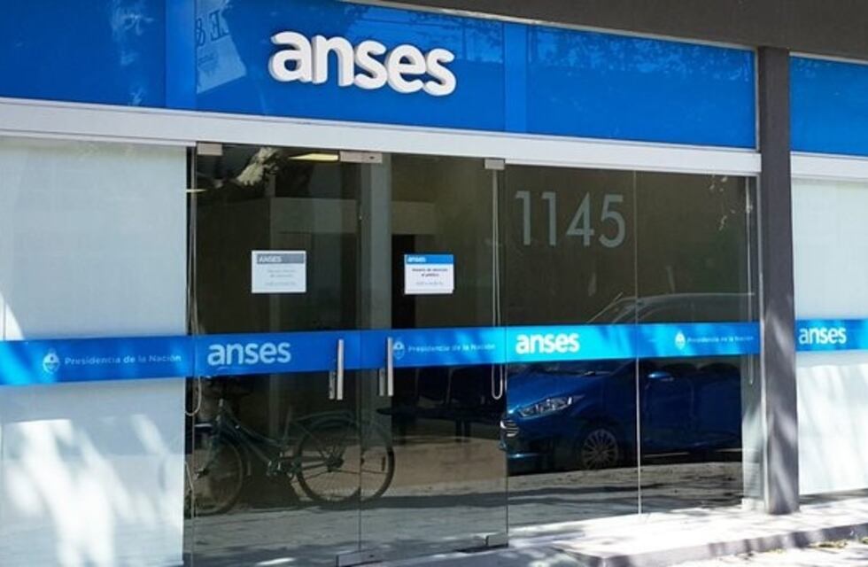 Comenzó el pago del IFE extra de 10 mil pesos en Posadas