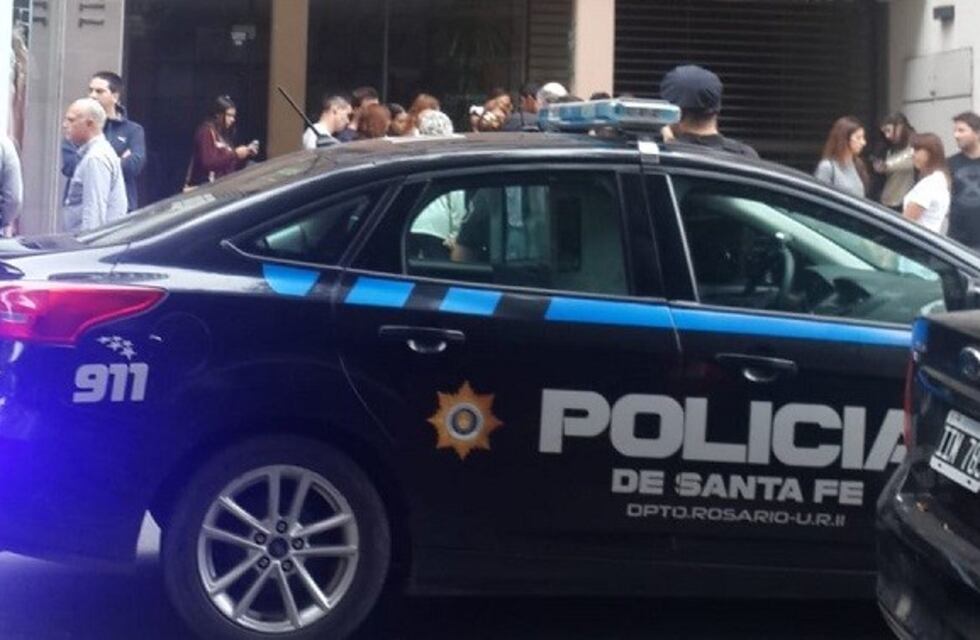 Arrojaron gas lacrimógeno y debieron evacuar un edificio céntrico