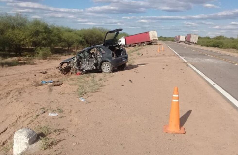 Muere un hombre tras chocar contra un camión en la Ruta Nacional 77
