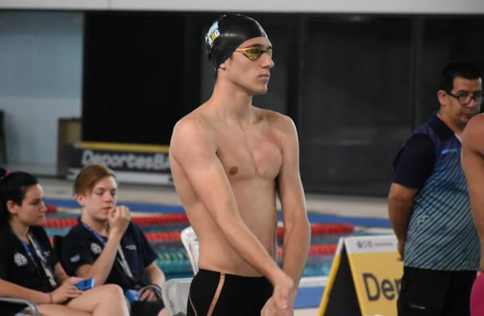 Benjamín Ghione volvió a tener otra brillante participación en el Argentino Open de Natación