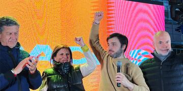 Ignacio Torres, junto a Patricia Bullrich y Horacio Rodríguez Larreta. (Twitter)