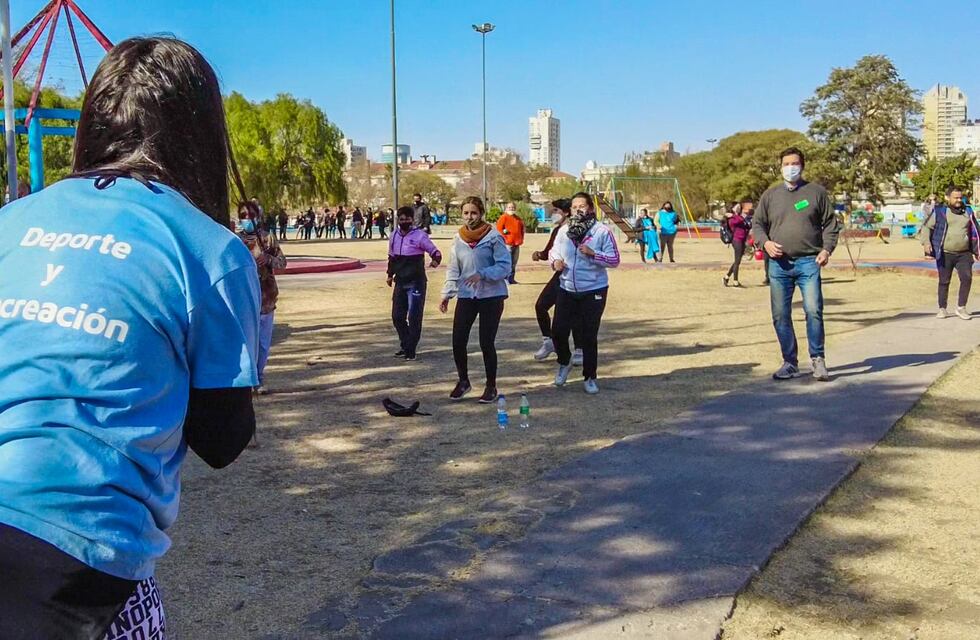 Gimnasia familiar, una propuesta gratuita en la Costanera de Córdoba