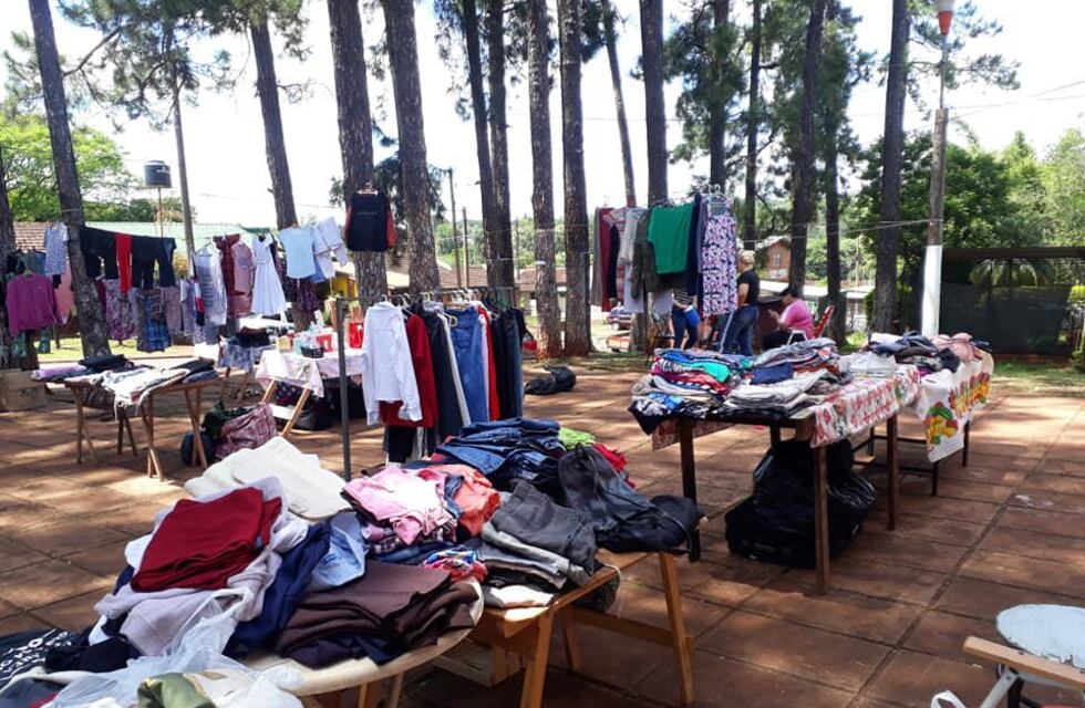 Sábado de feria popular en Eldorado organizada por “Mujeres al Frente”