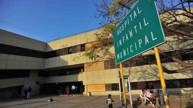 El niño fue trasladado de urgencia al Hospital Infantil.