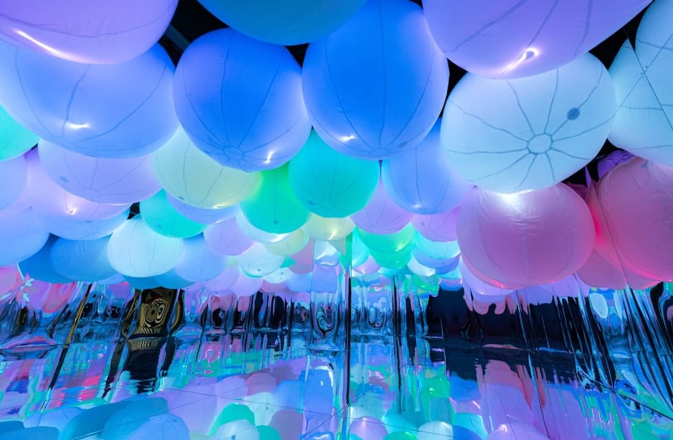 La “exposición de burbujas” que fue furor en Buenos Aires llegó a Córdoba